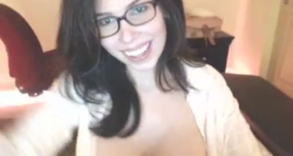 BellaBrookz video thumbnail