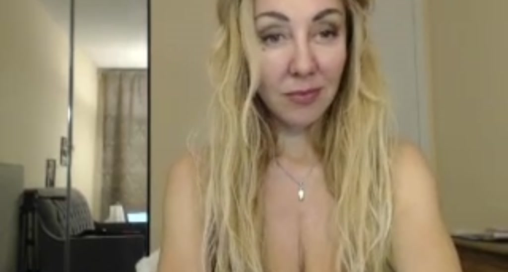 BlondieJen video thumbnail