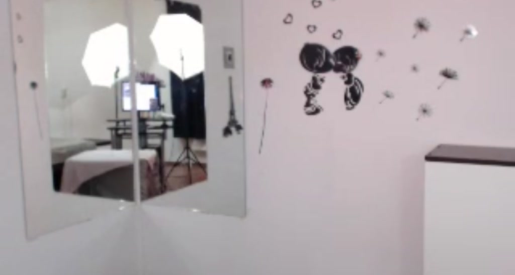 CleoBee video thumbnail