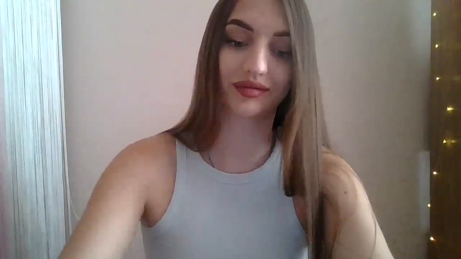 SarahMills video thumbnail