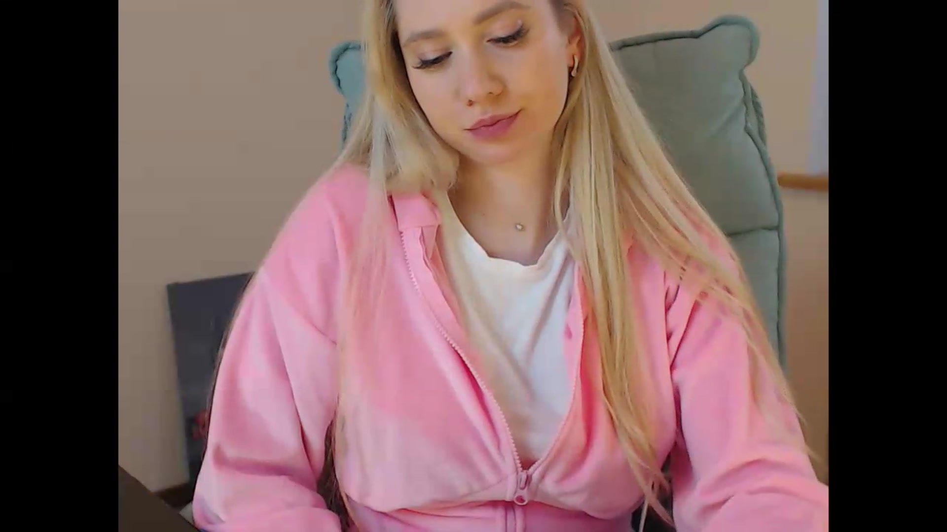 Miss_Sylvia video thumbnail