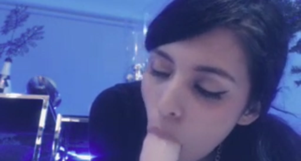 PetiteMarie video thumbnail