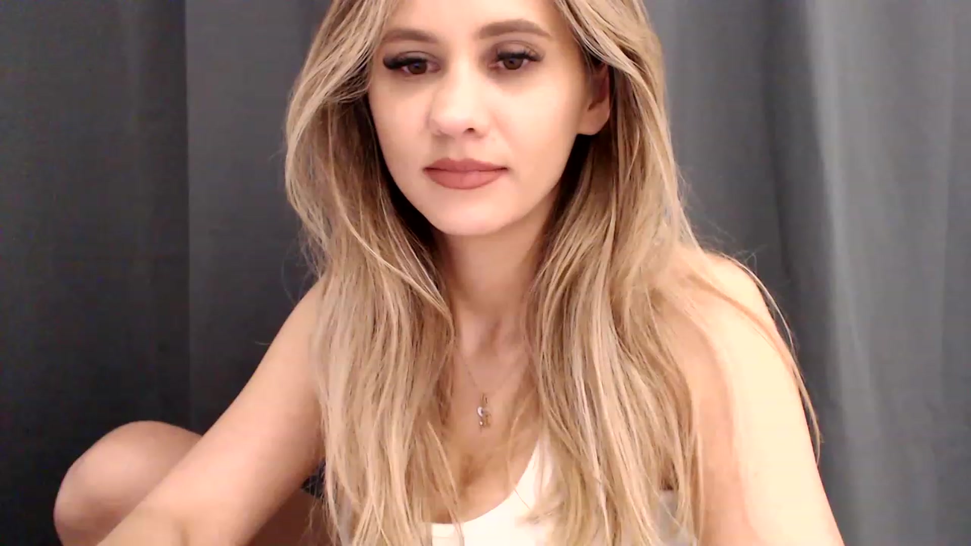 Ana_Rose video thumbnail