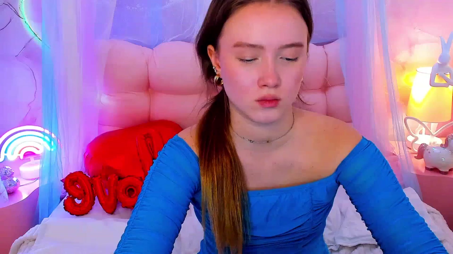 Beatrizz video thumbnail