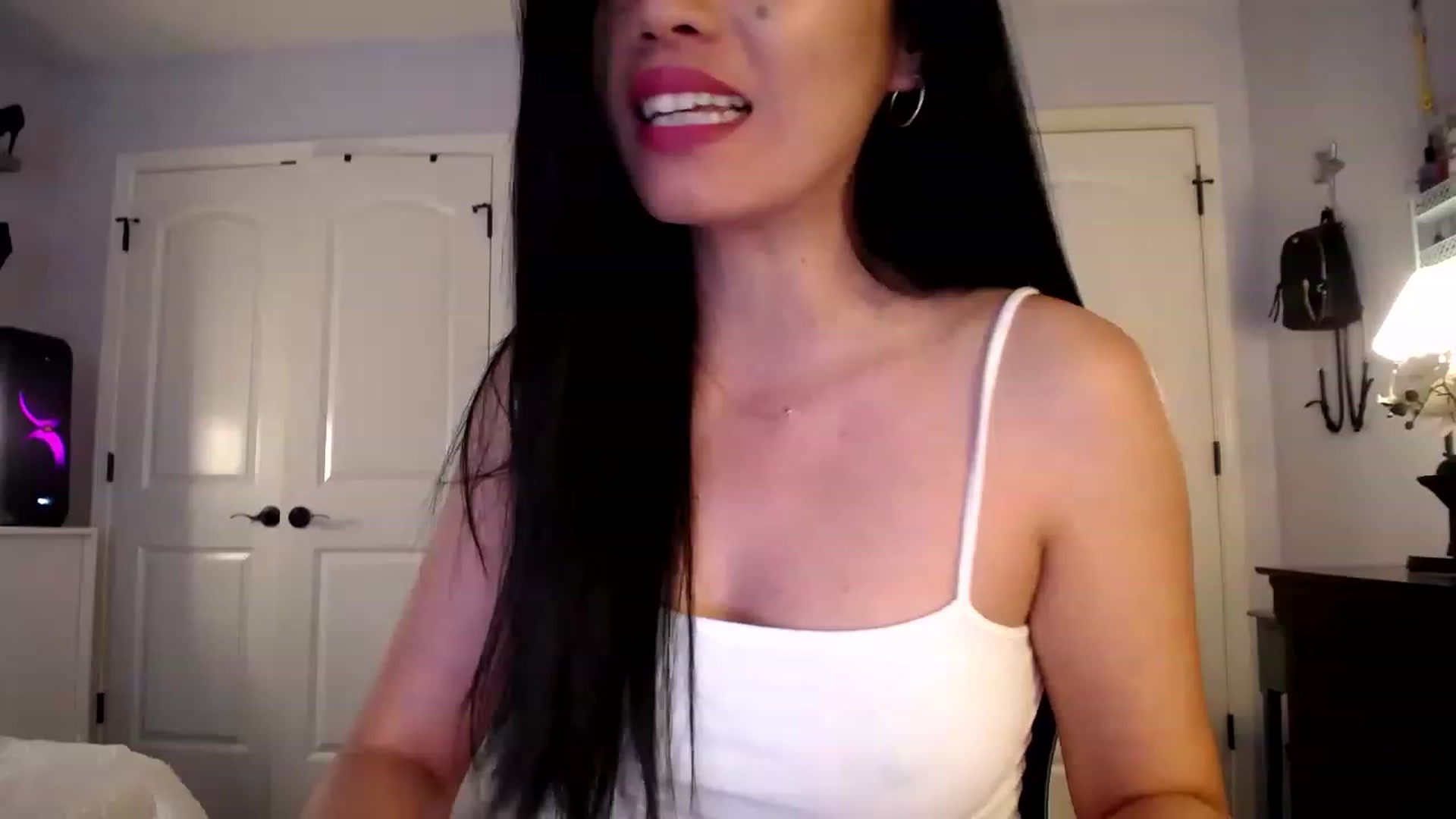 AsianLuv_4U video thumbnail