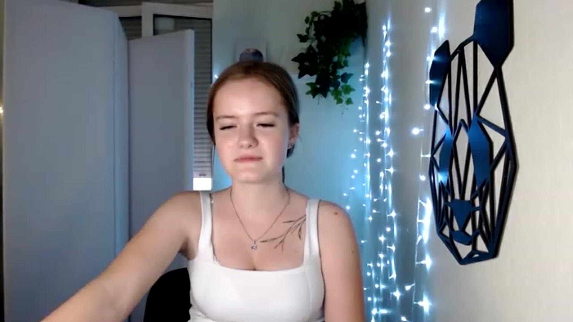 Little_Me_ video thumbnail