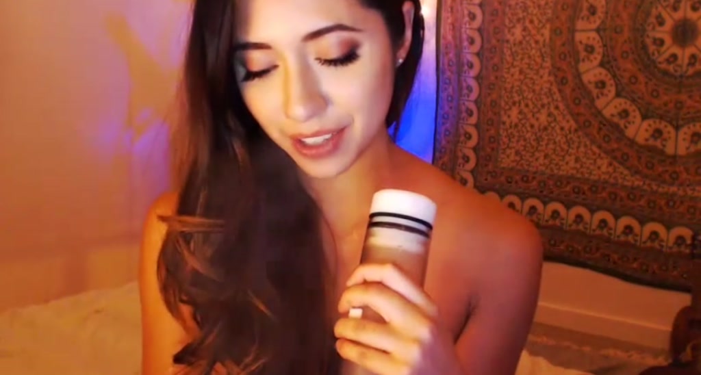 RobinMae video thumbnail