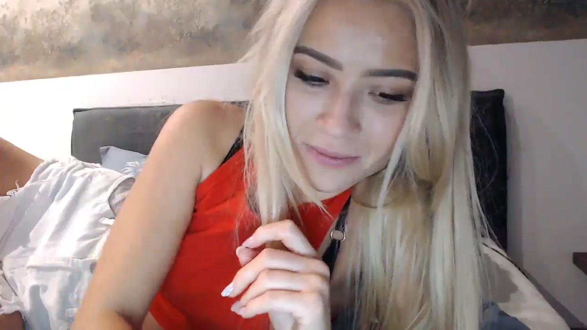 fiancee video thumbnail