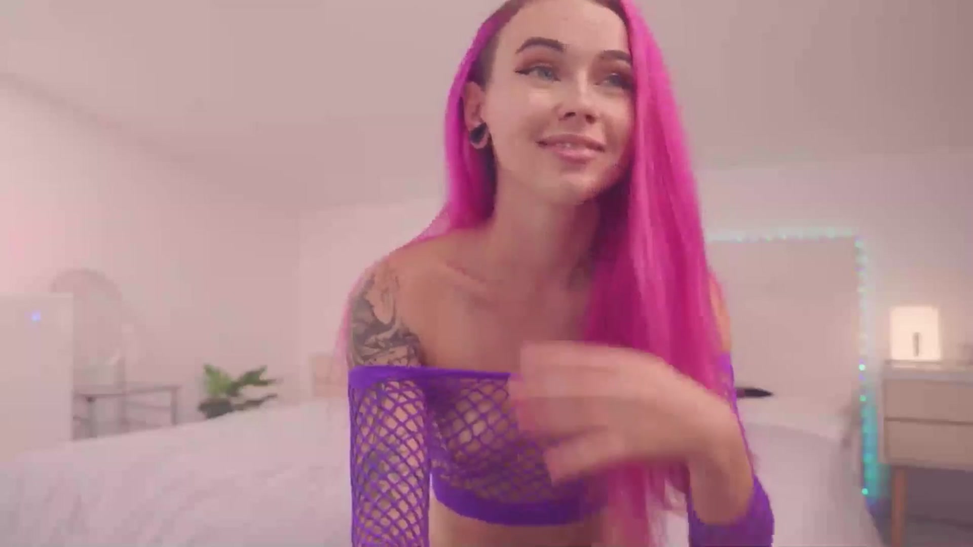 Sarah_Pink video thumbnail