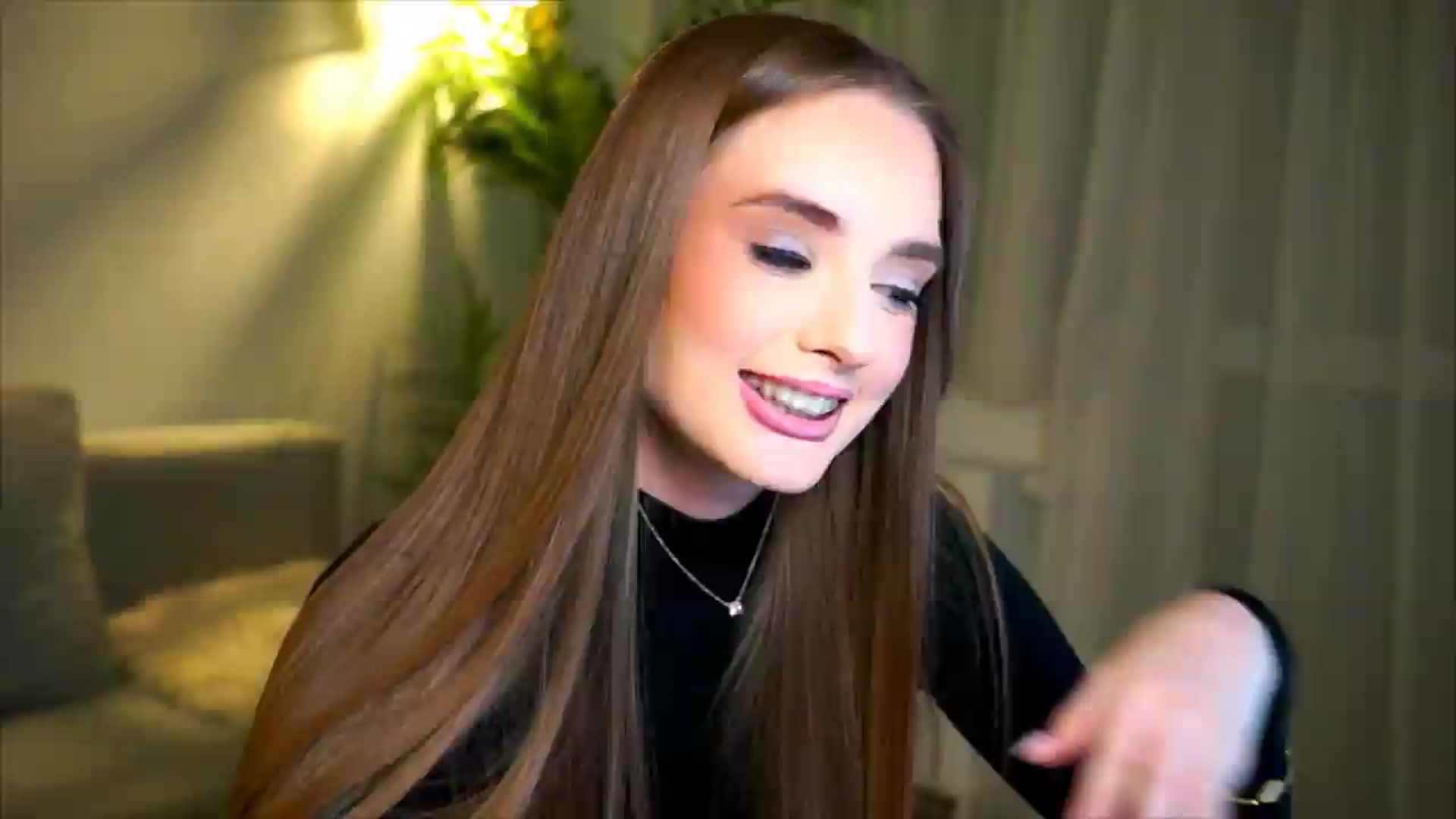 petitegonwild video thumbnail