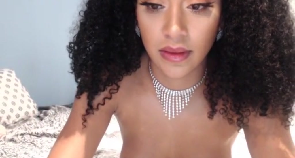 AprilLovesU video thumbnail