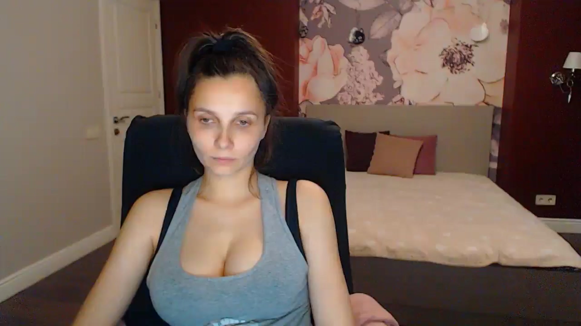 Karina_Mils video thumbnail