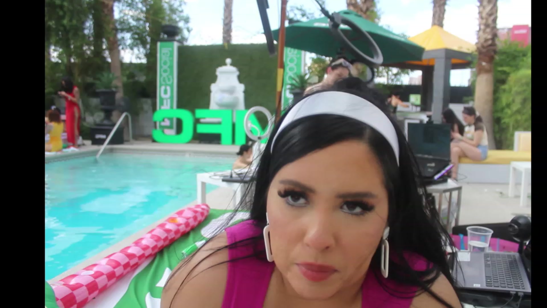 Kamila__ video thumbnail