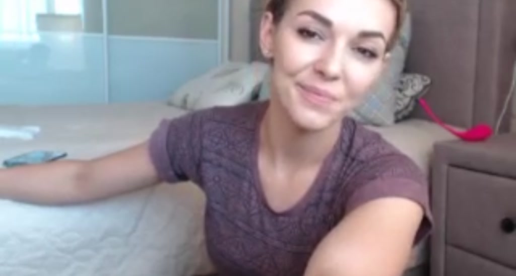 NellyBee video thumbnail