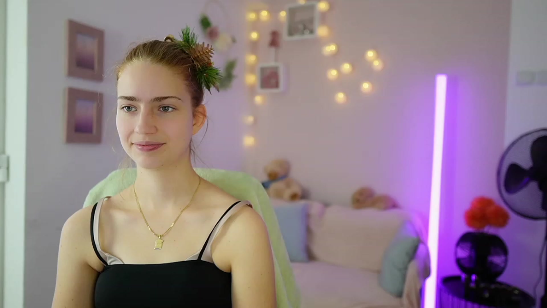 Naomi_Woods18 video thumbnail
