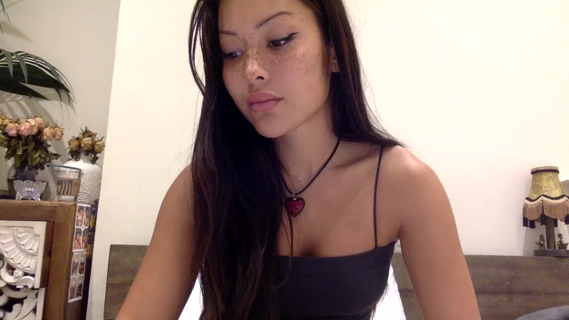 Miss_emiko video thumbnail
