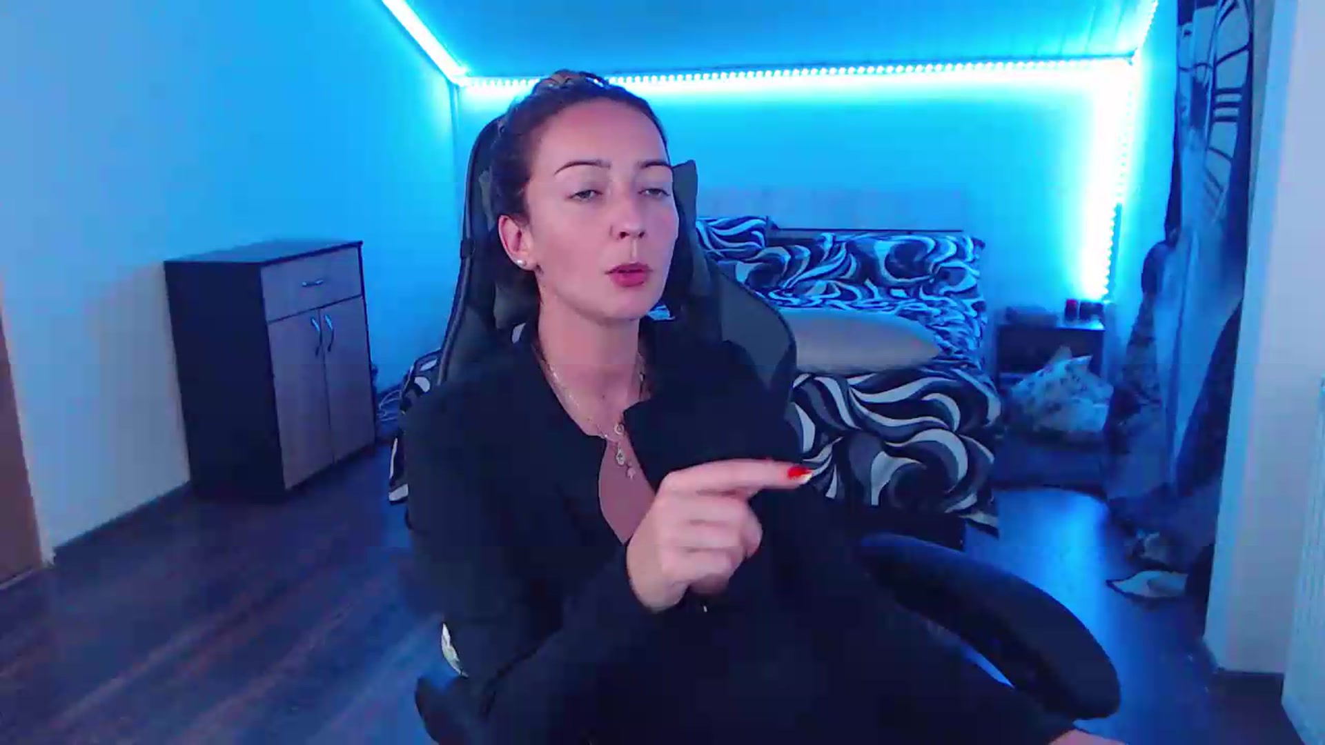 SlimCurly video thumbnail