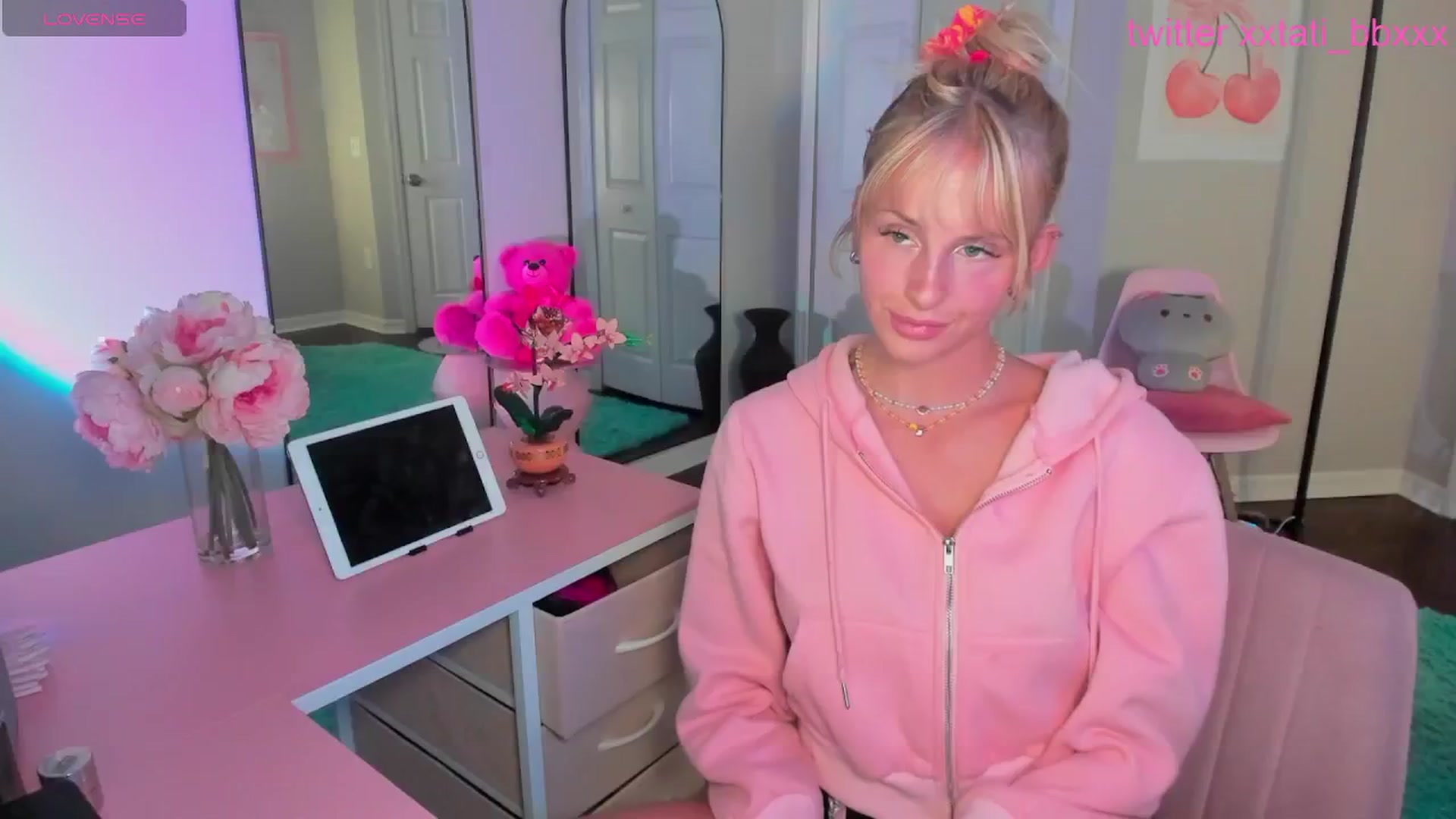Tati_Rae video thumbnail