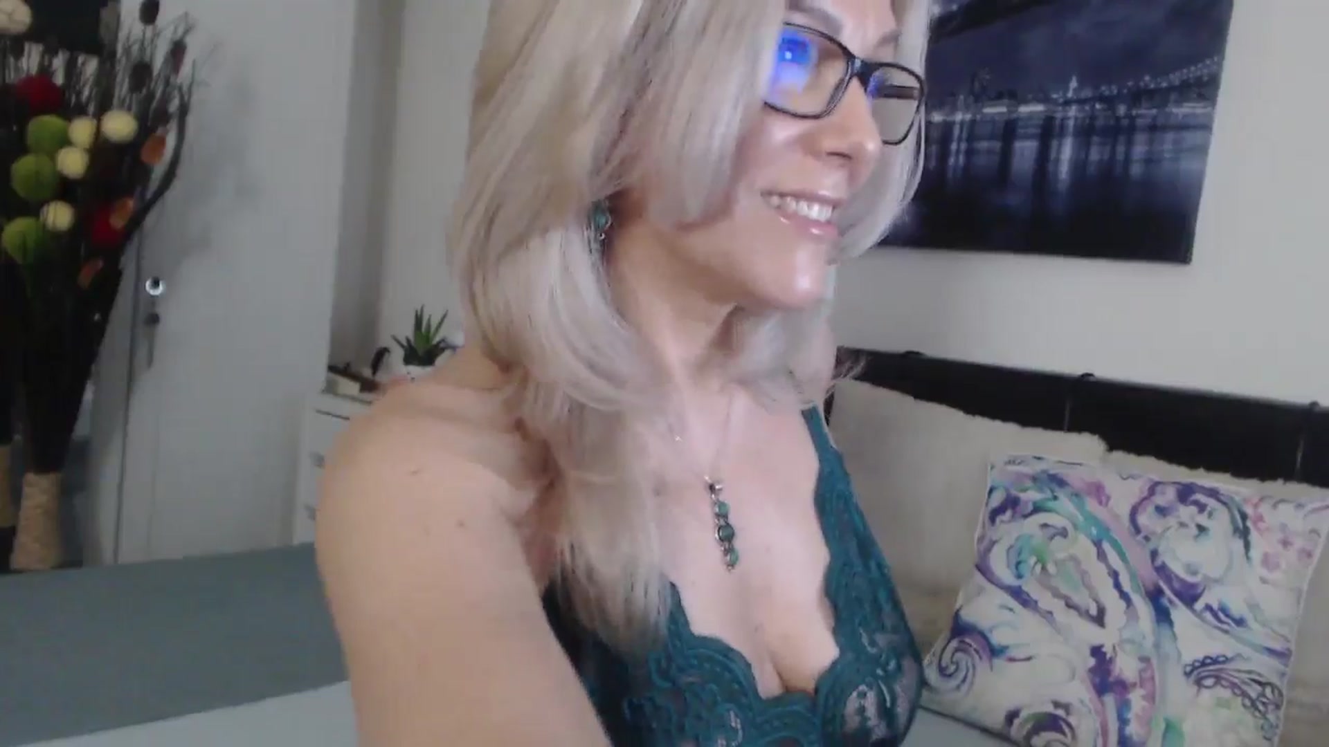 Reeya71 video thumbnail