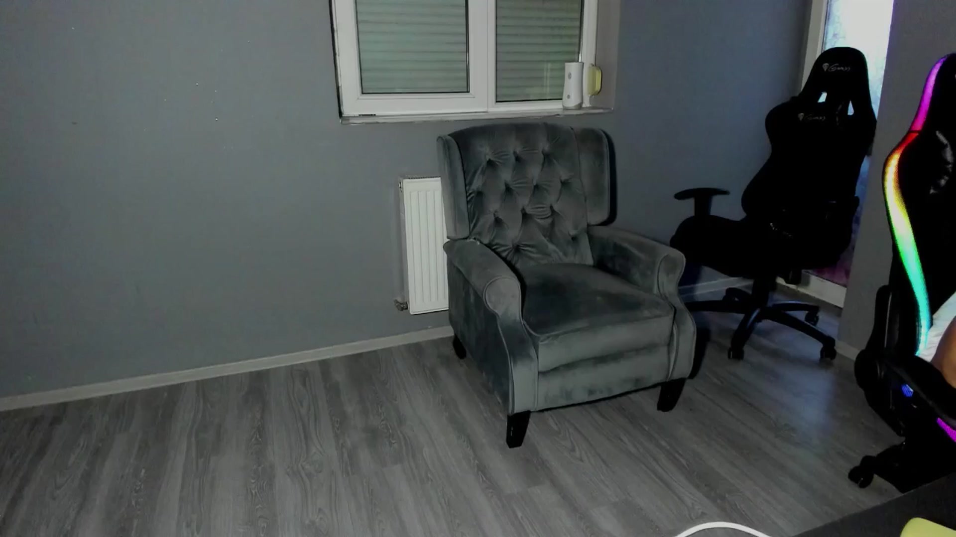 BlueeeS video thumbnail