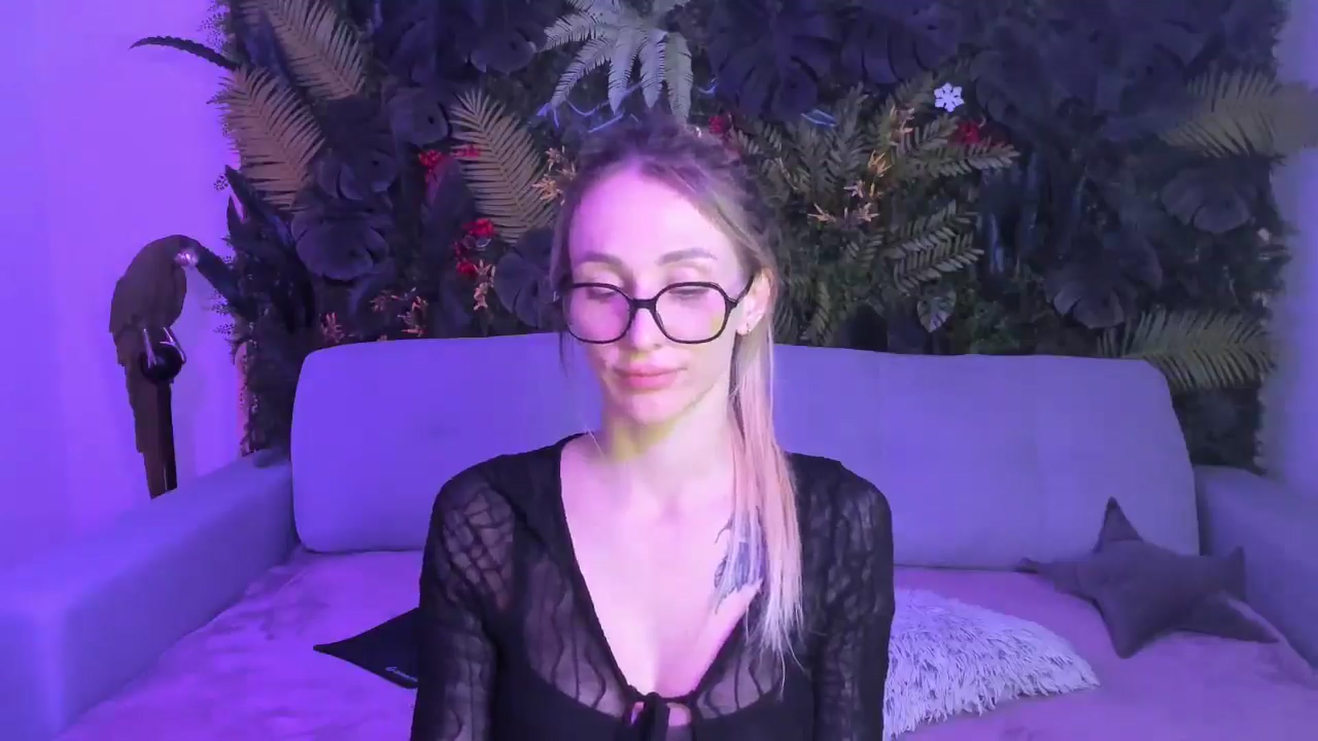 Horny_Blond video thumbnail
