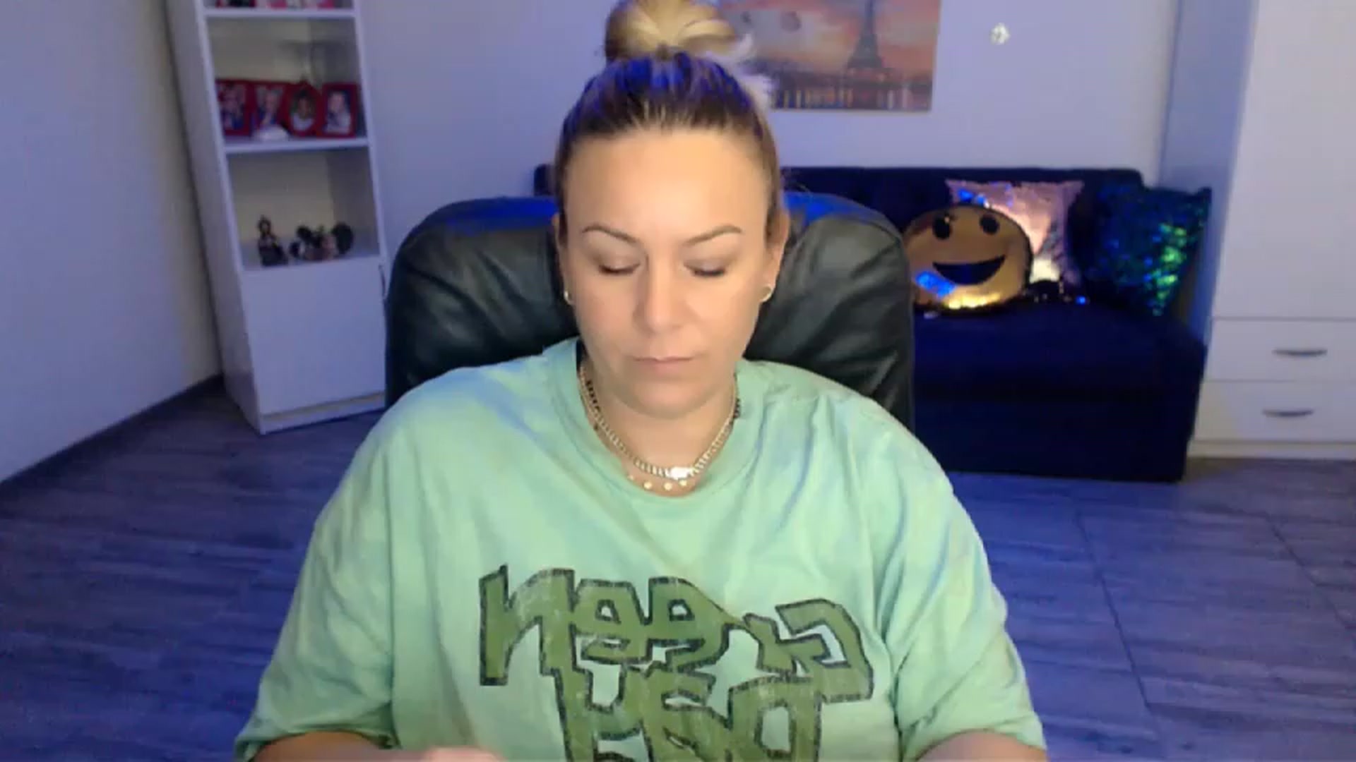 A_baby_Boo video thumbnail