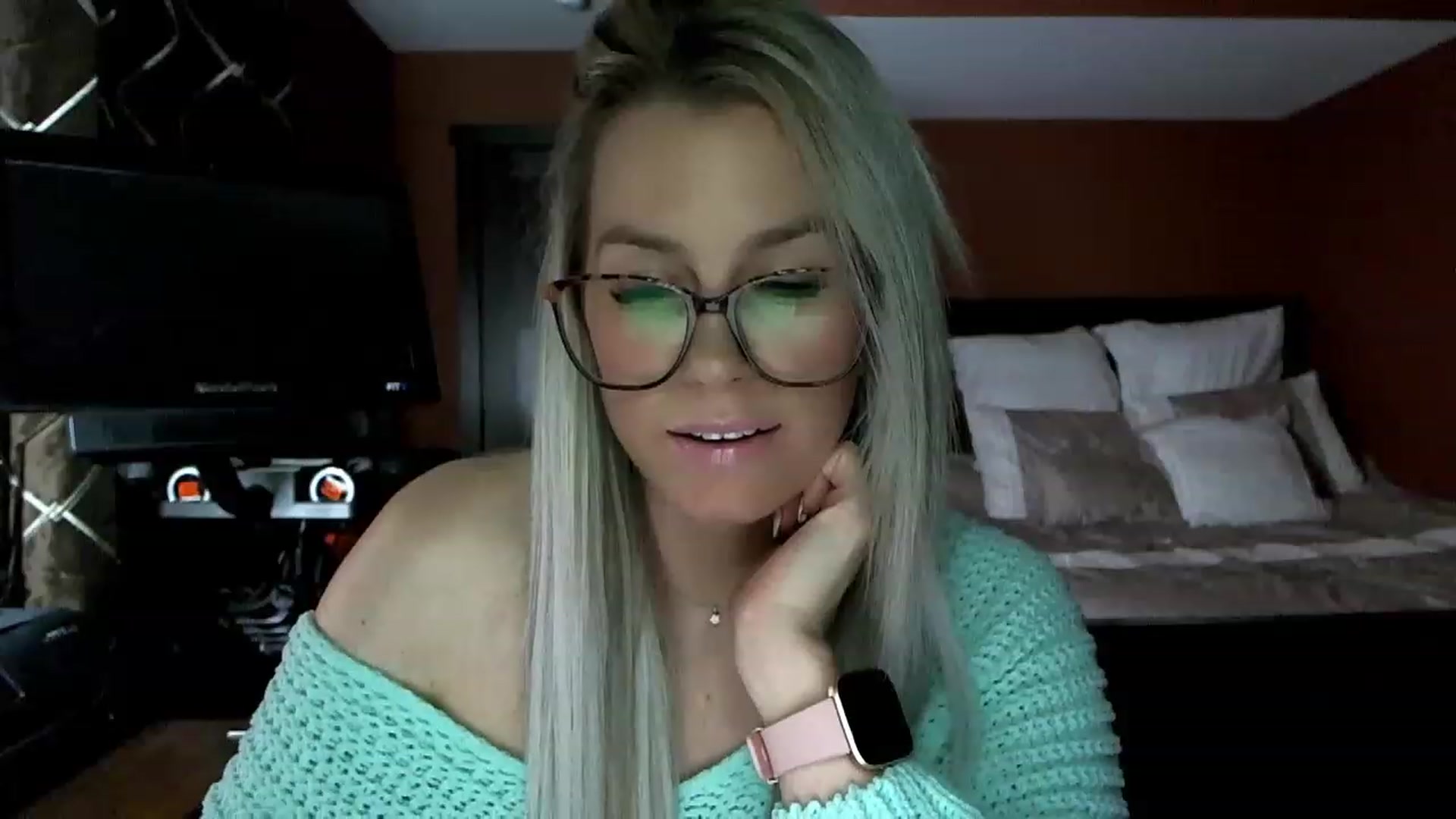 Cora9 video thumbnail