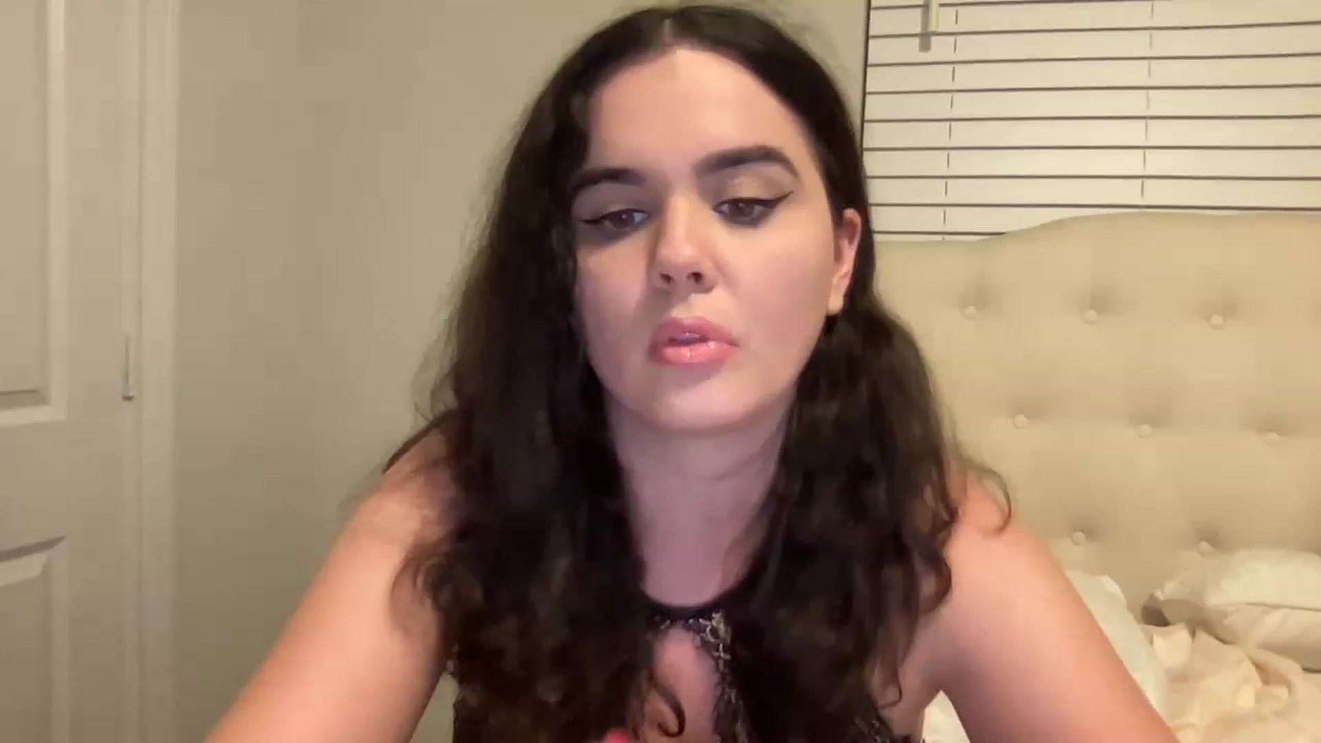 Giaislovely video thumbnail