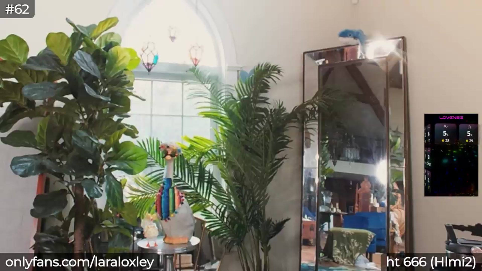 LaraLoxley video thumbnail