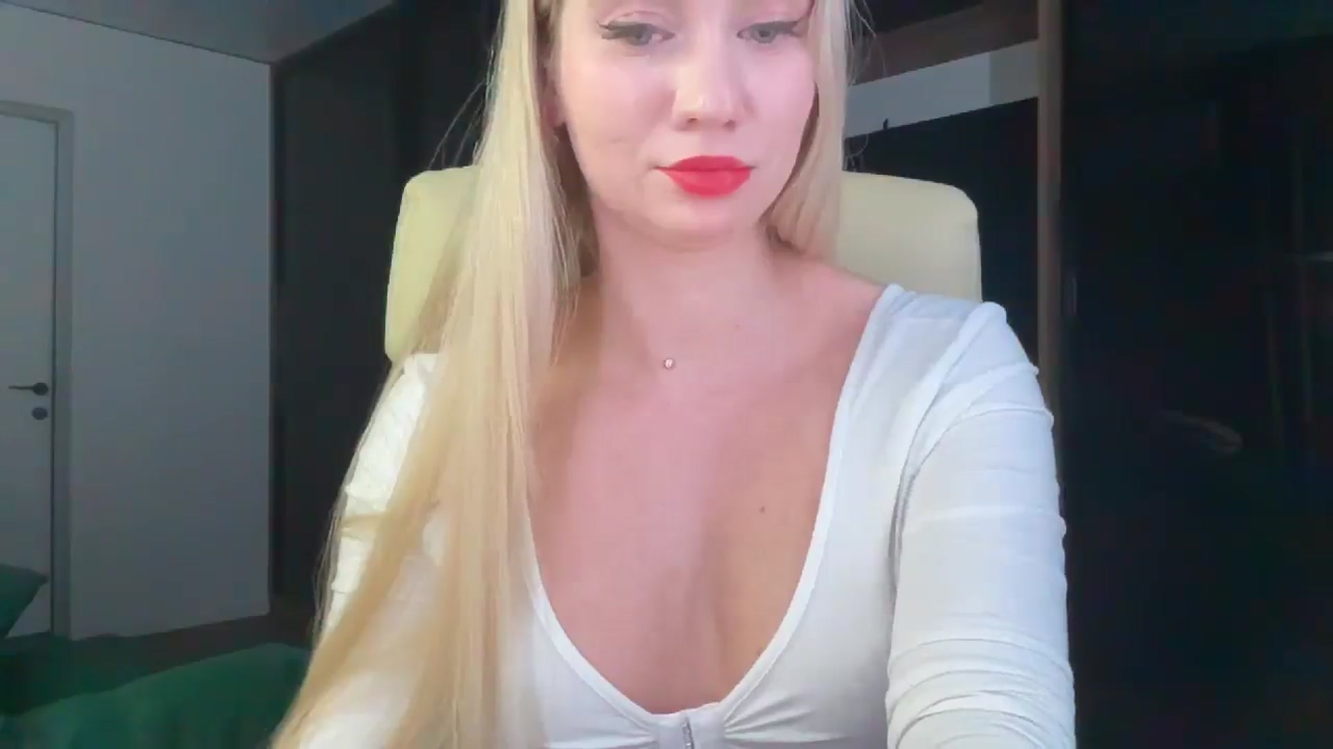 Miss_Sylvia video thumbnail