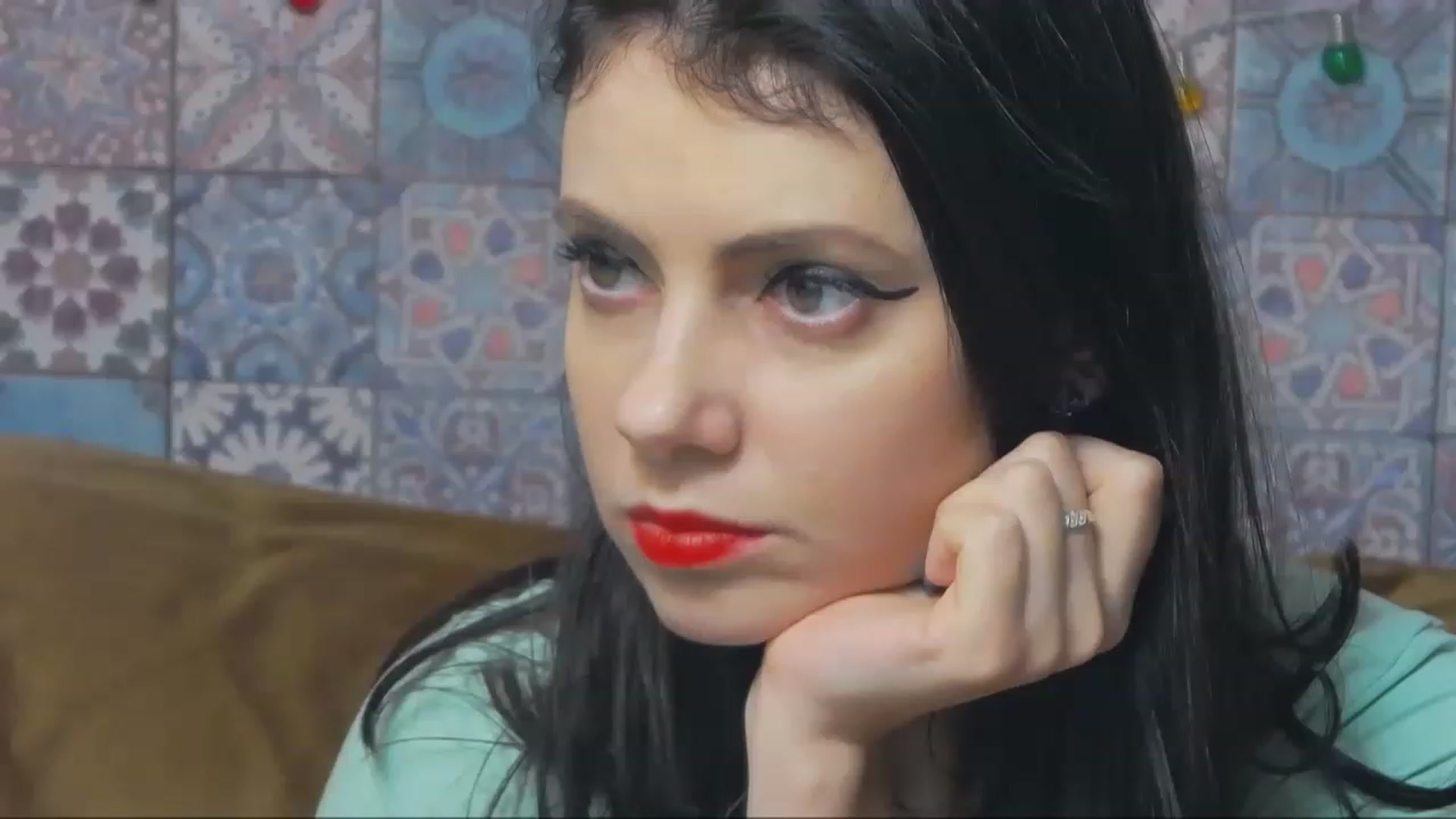 MissAracely video thumbnail
