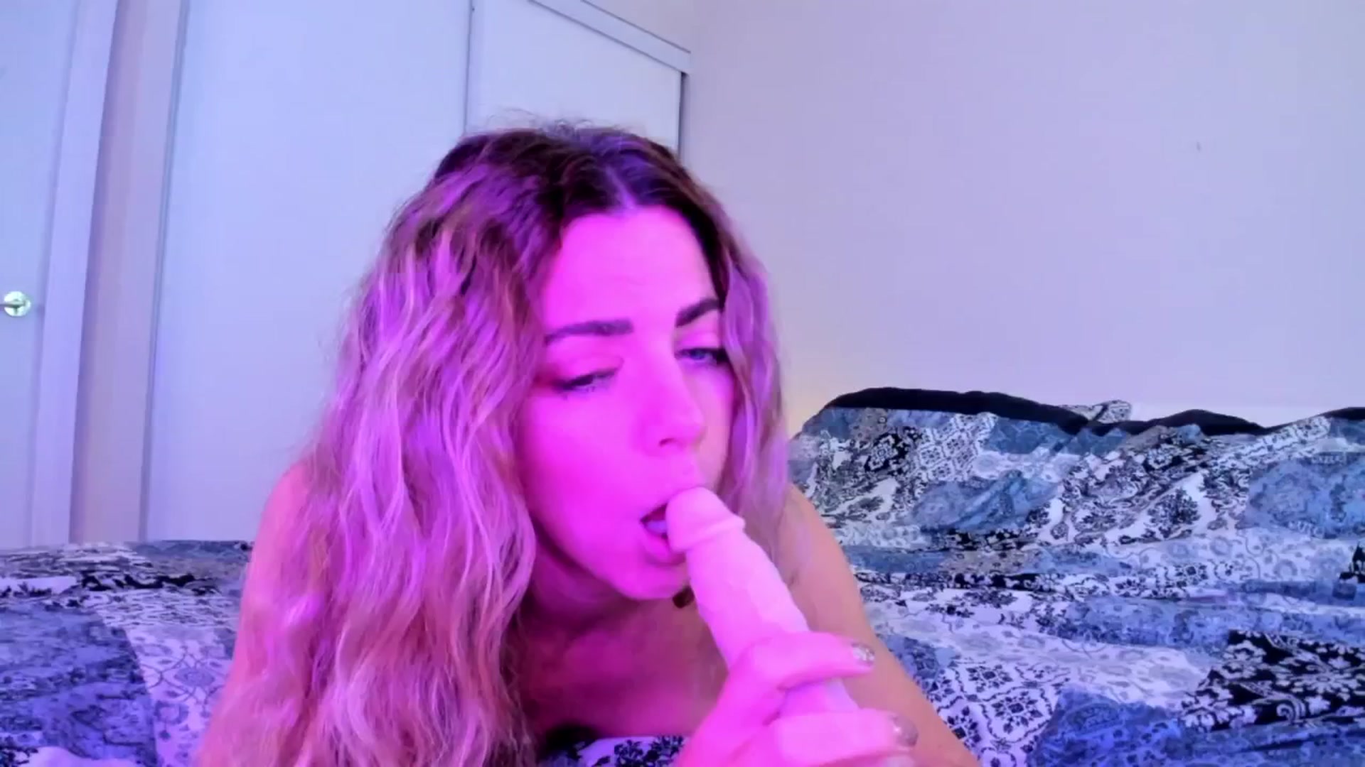 Auvrielle video thumbnail