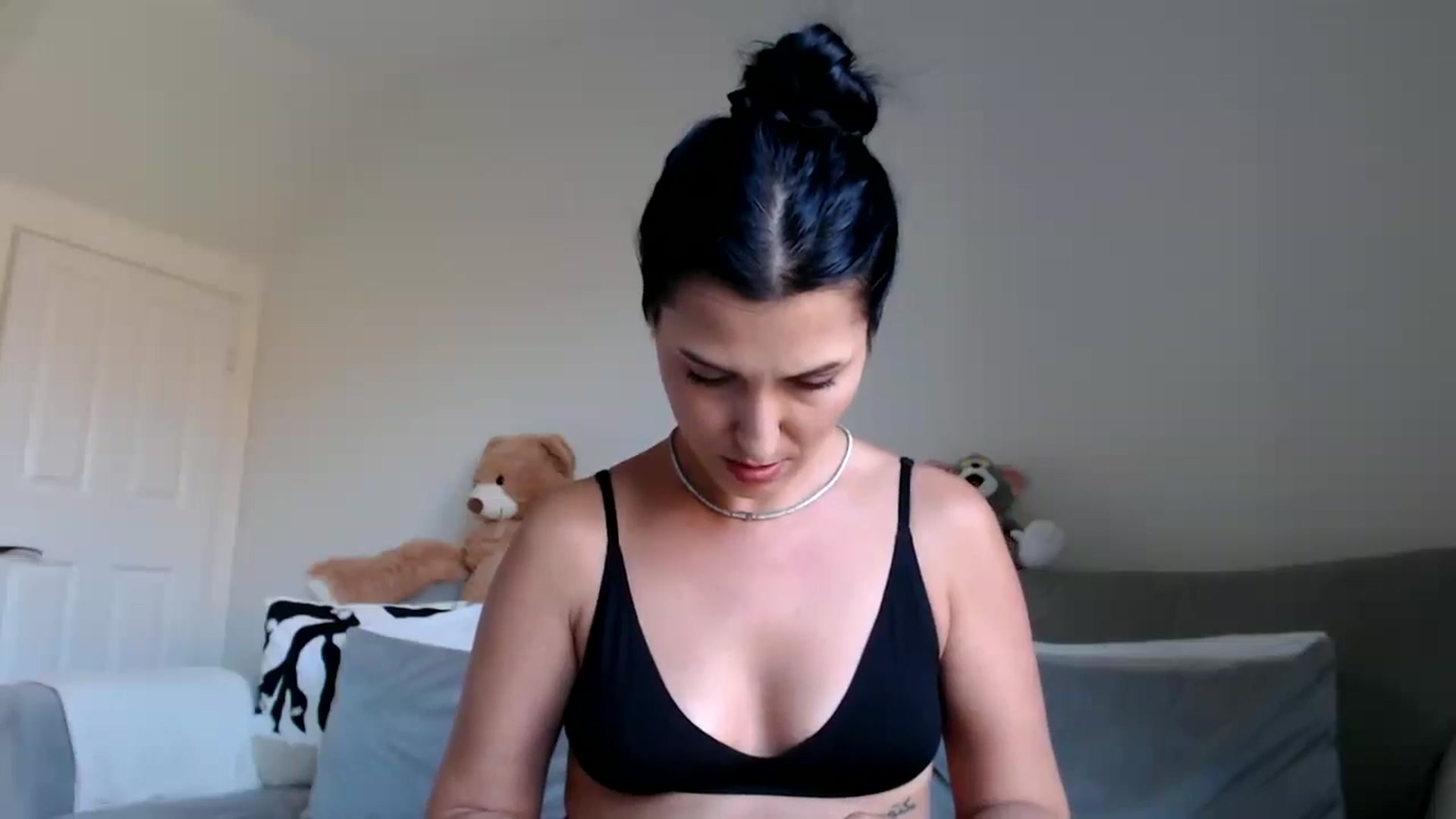 MissLeanne video thumbnail