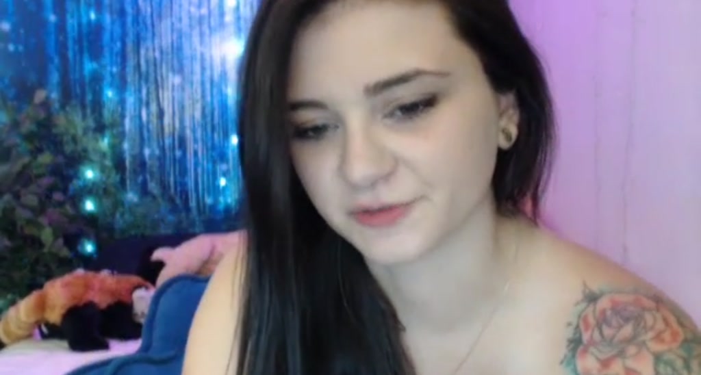 PillowPrncess video thumbnail