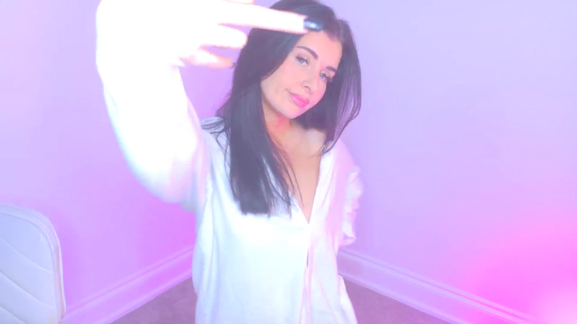 xSaphLynn video thumbnail