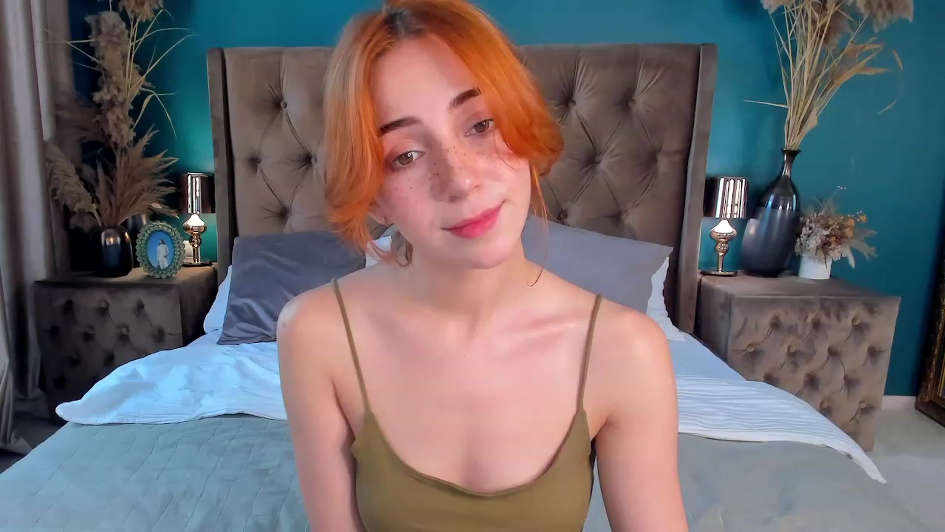 ElsaYoung video thumbnail