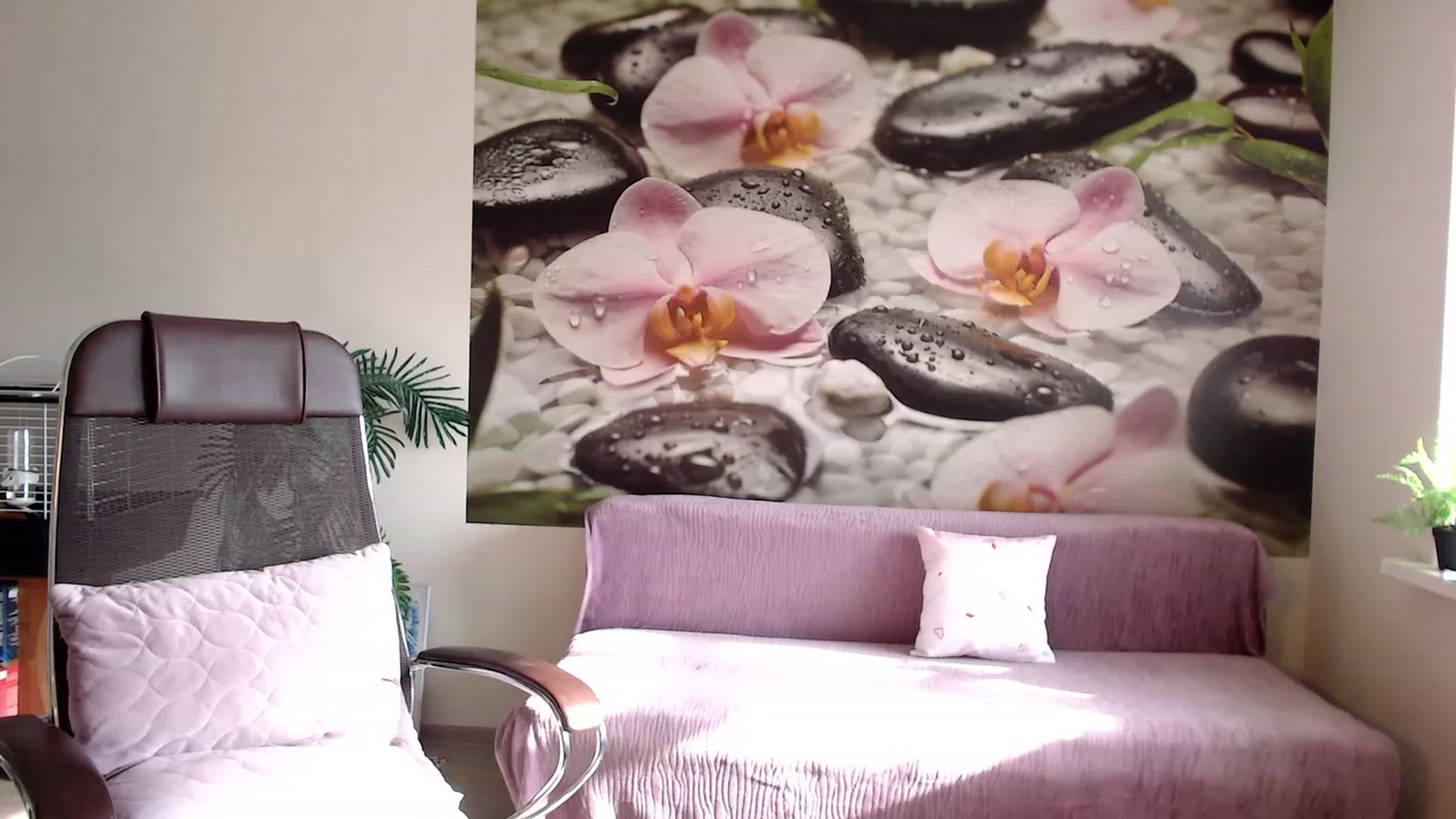 HoneyIAmHome video thumbnail