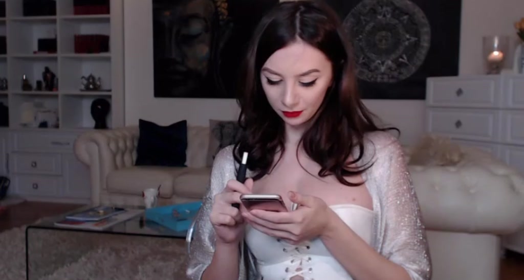 SwannaBelle video thumbnail