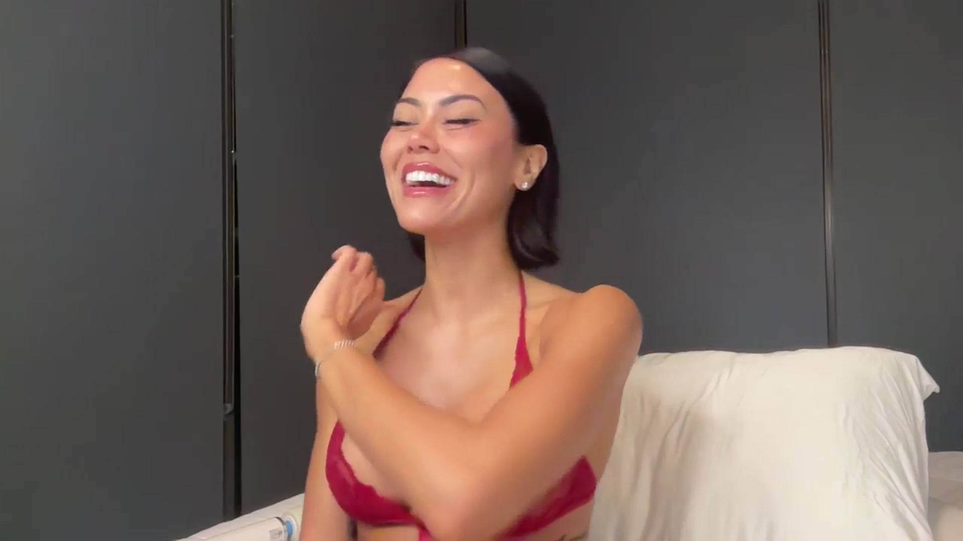 alexzamora video thumbnail