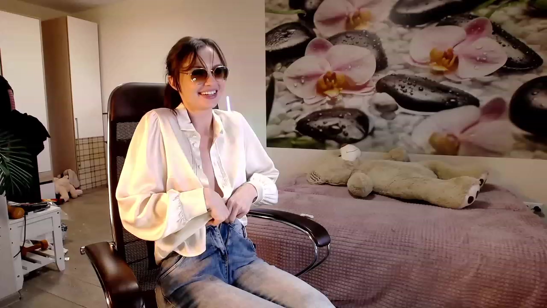 HoneyIAmHome video thumbnail