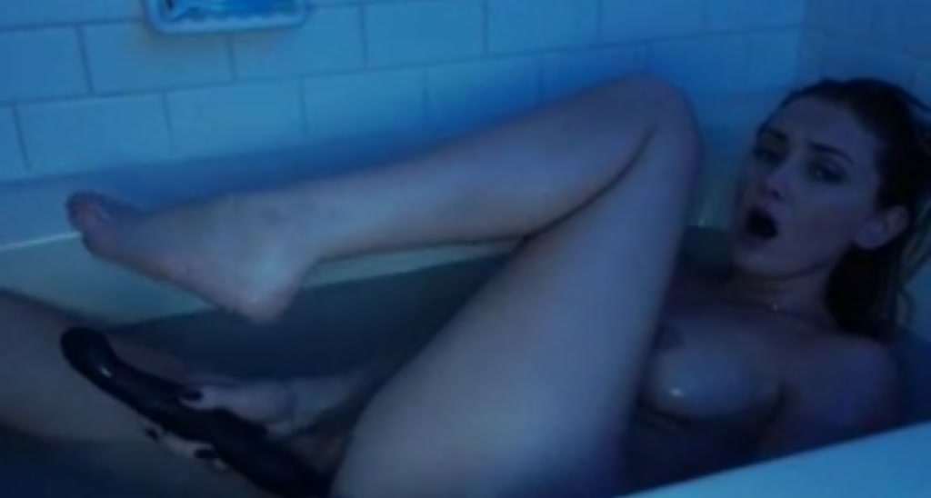 GiaPeach video thumbnail