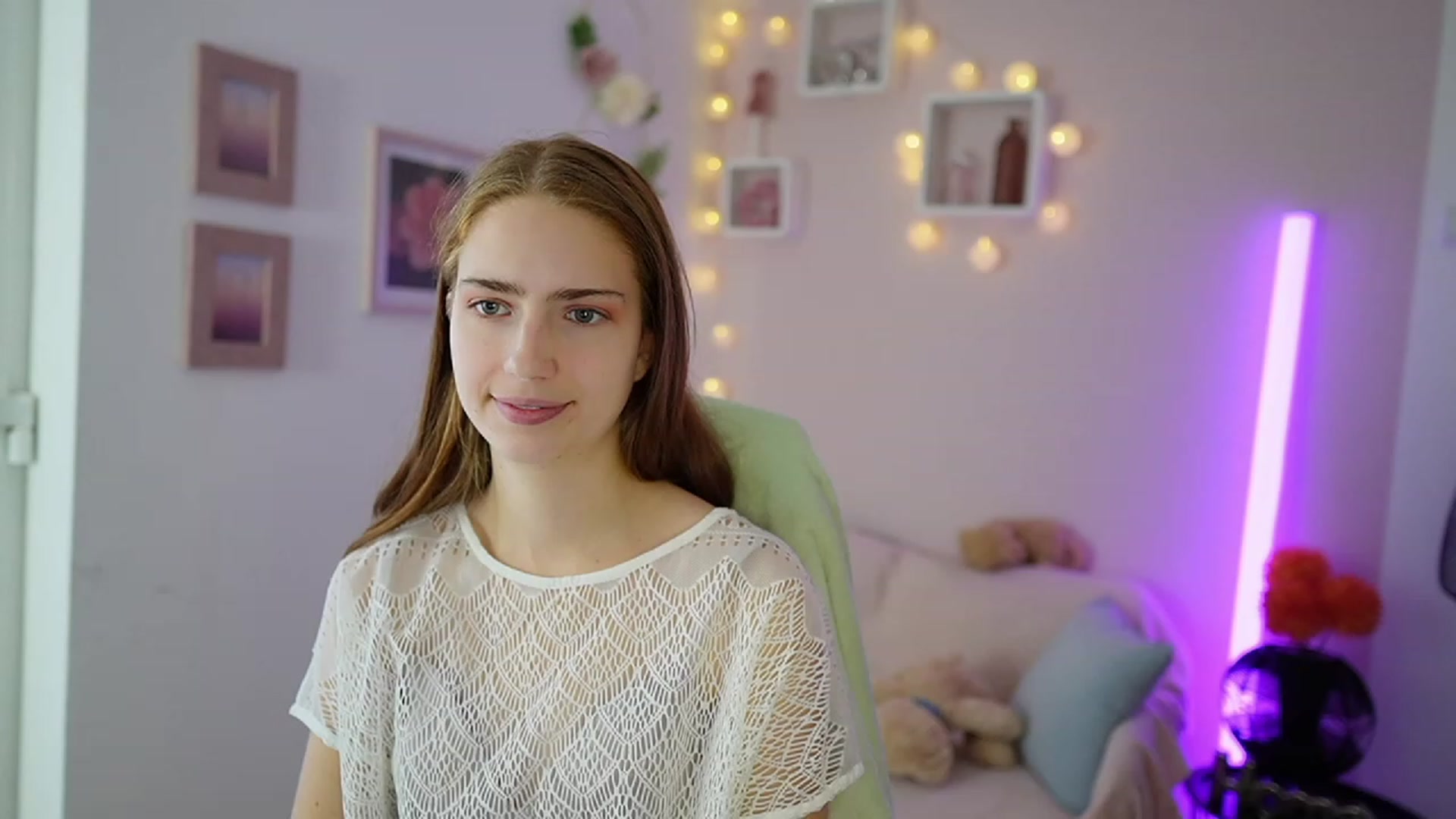 Naomi_Woods18 video thumbnail
