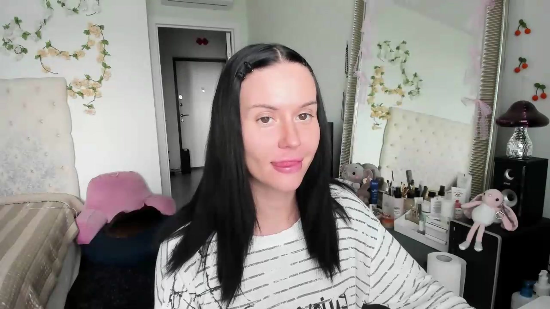 Ellaaaa video thumbnail