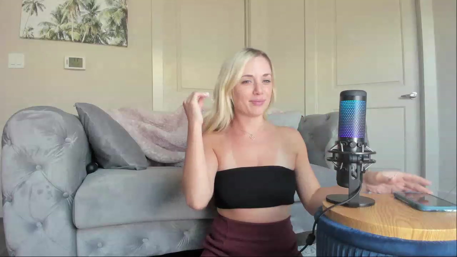 AnimeAva video thumbnail
