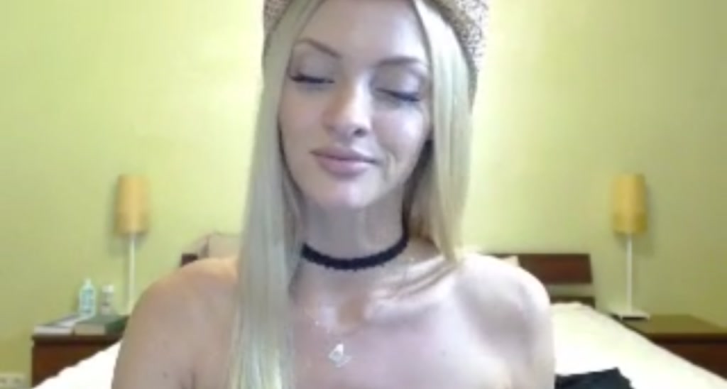 AmeliaClark video thumbnail