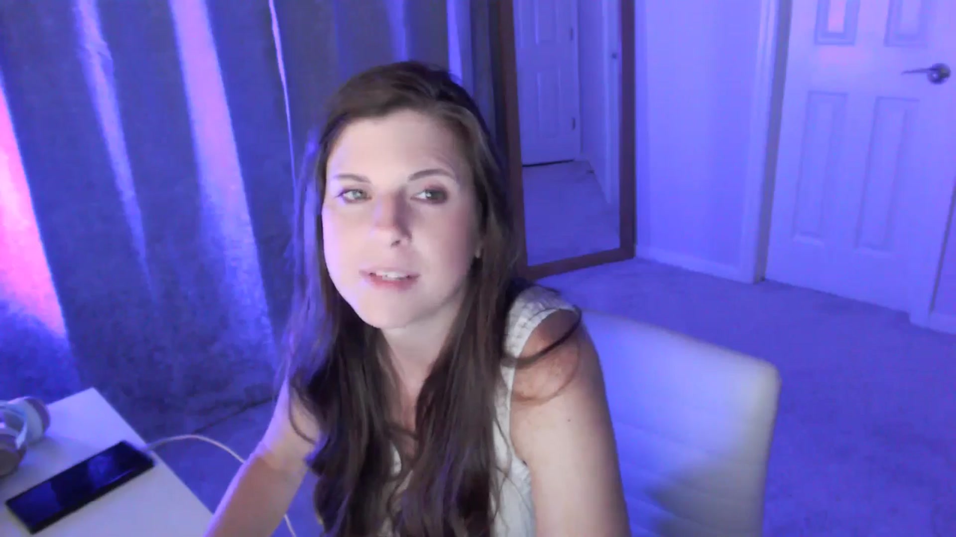Anna_Online video thumbnail