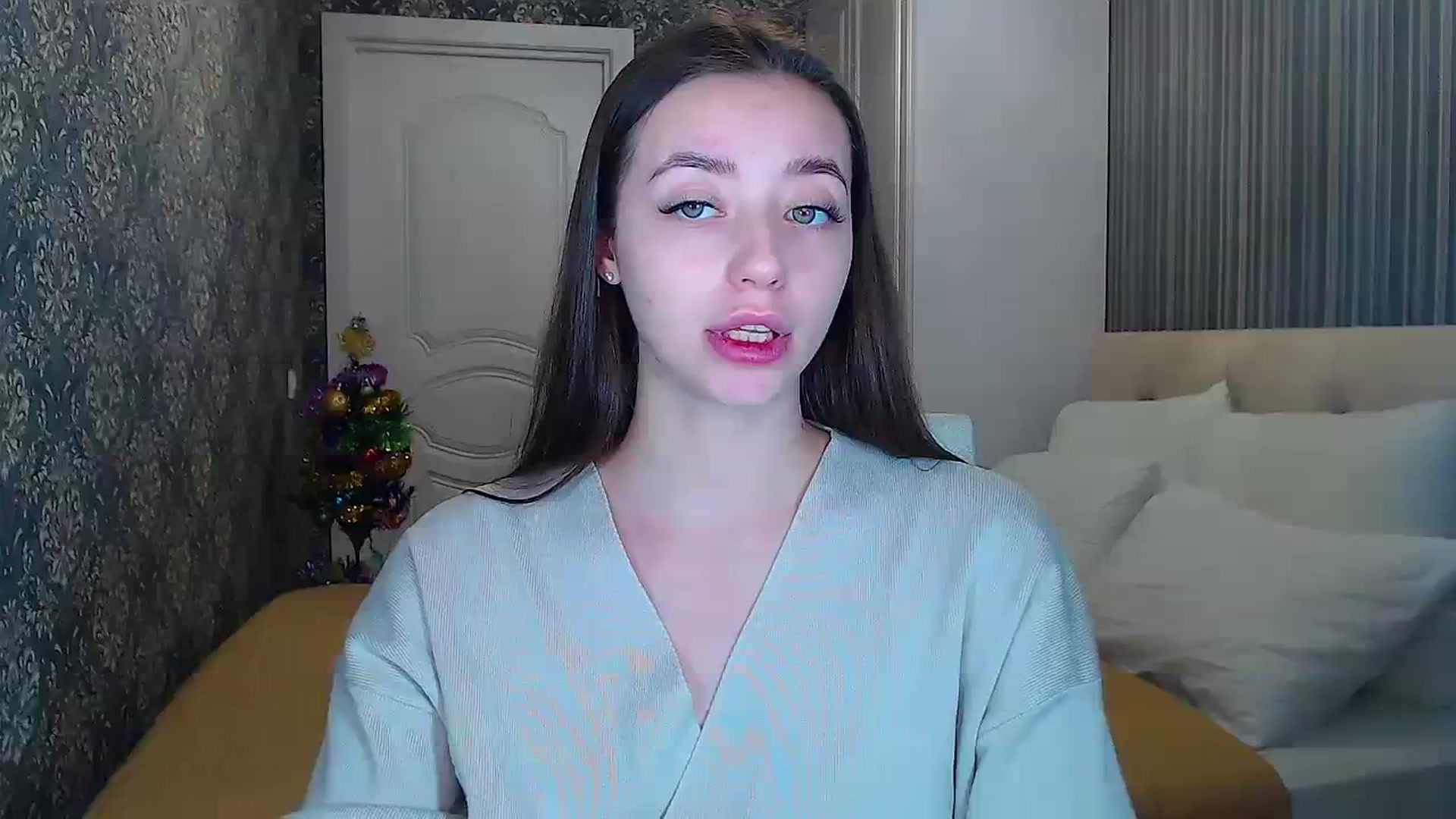 EmeraldLilyyy video thumbnail