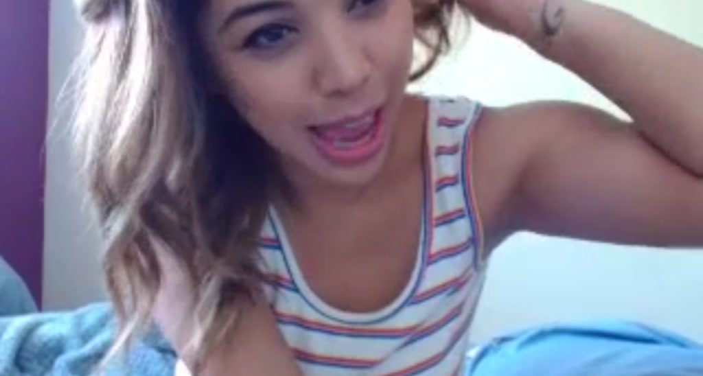 KissingHi video thumbnail
