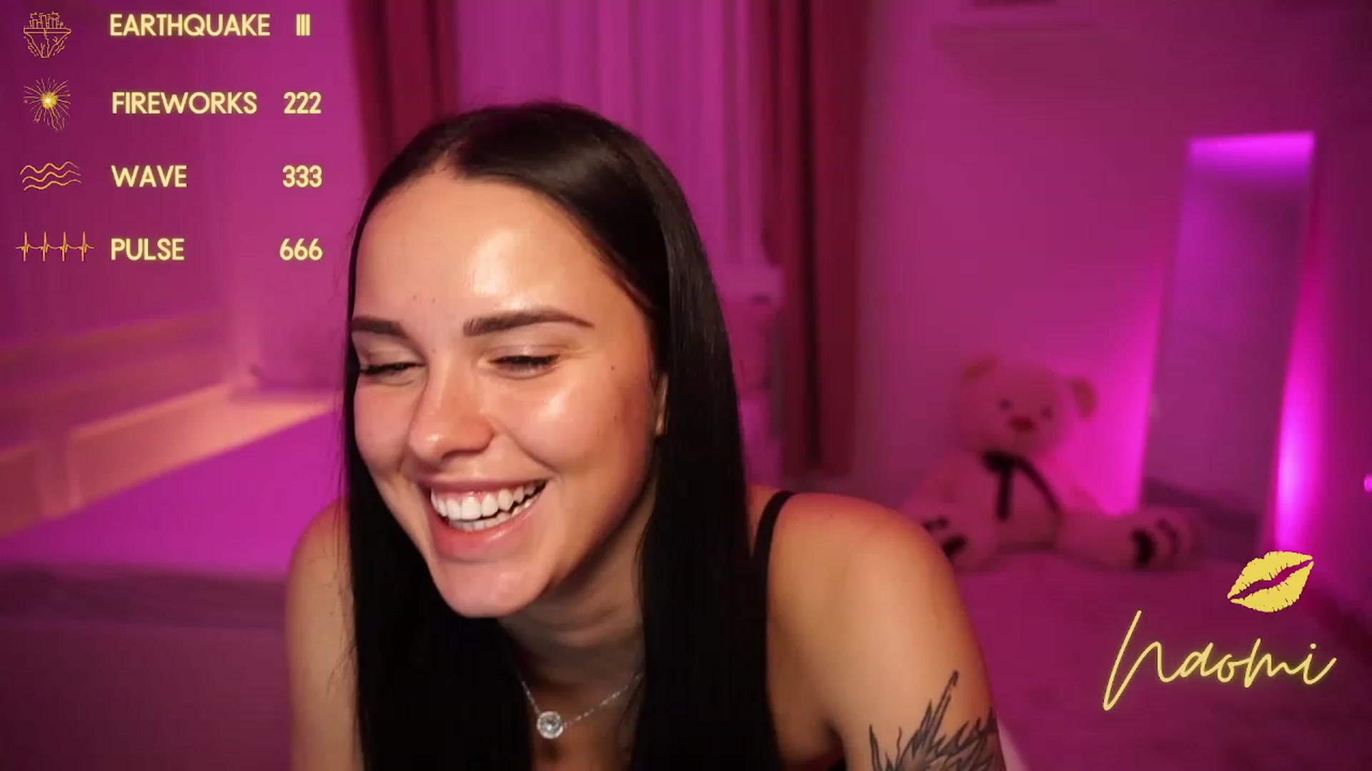 cinnabellee video thumbnail