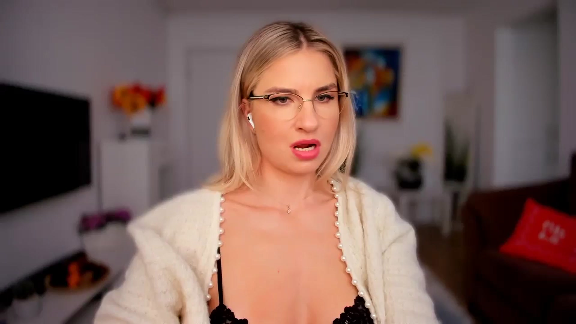 AlyMiss video thumbnail